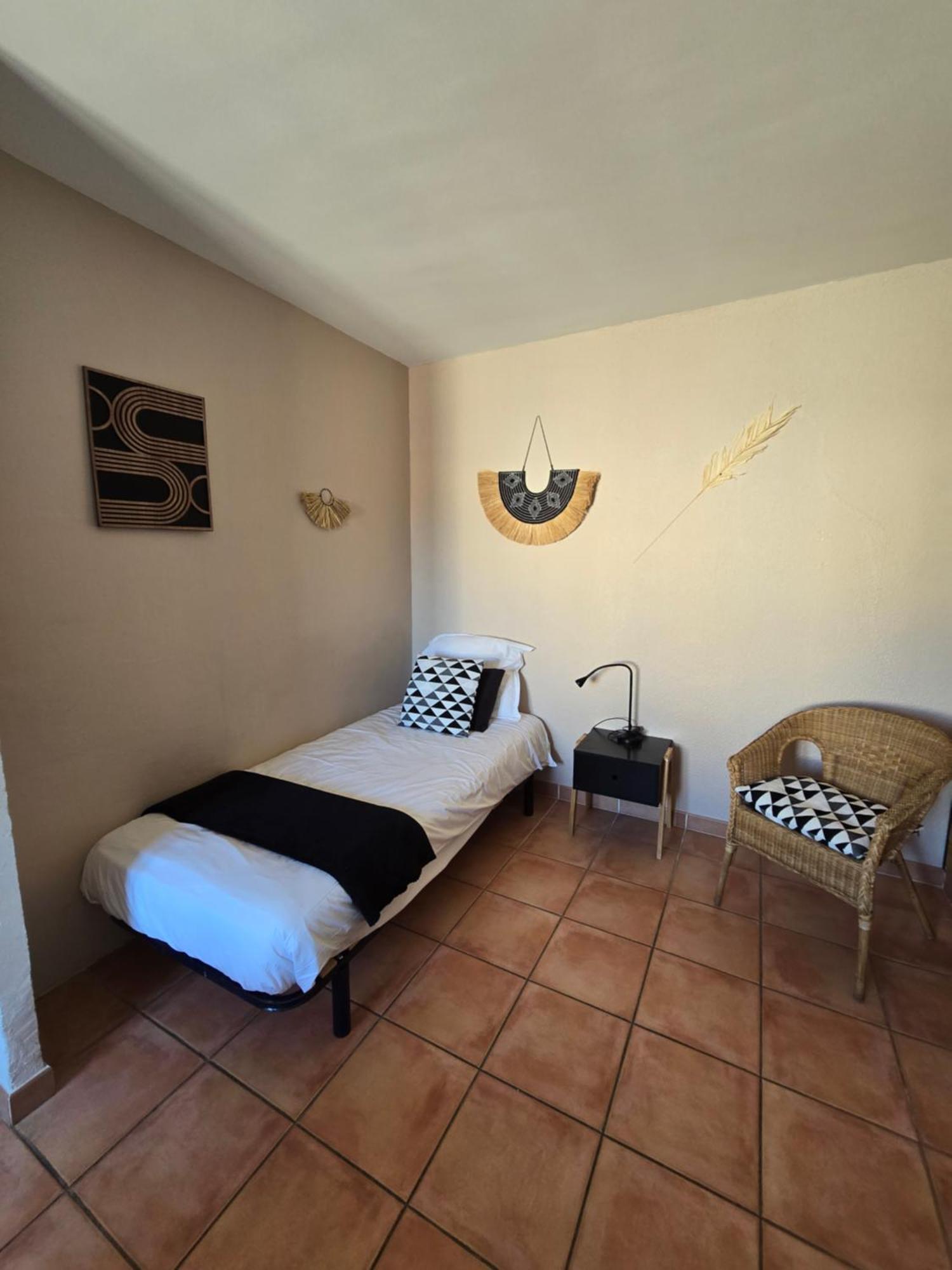 Hotel Chanteplage Saint-Cyr-sur-Mer Exterior photo