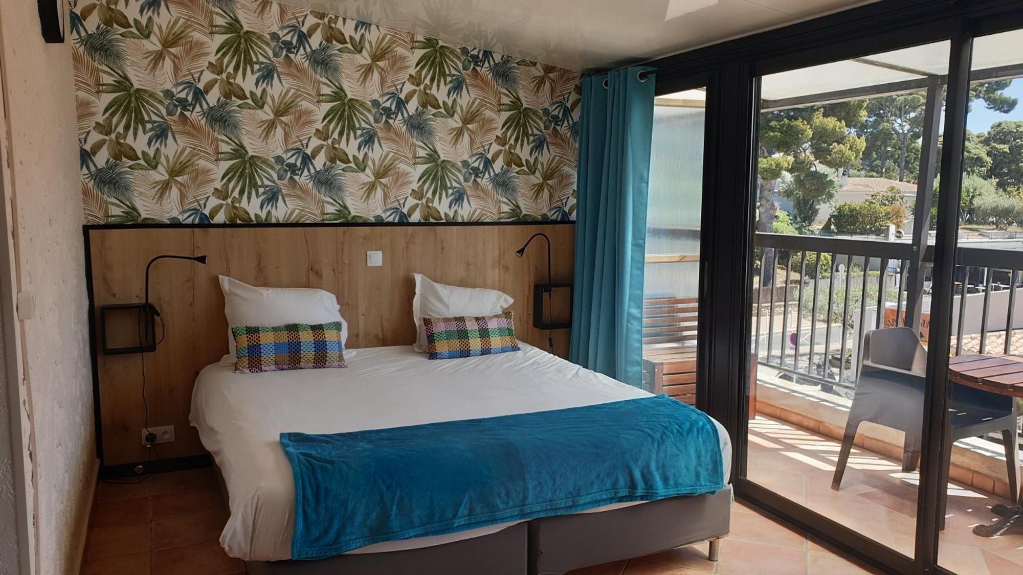 Hotel Chanteplage Saint-Cyr-sur-Mer Room photo
