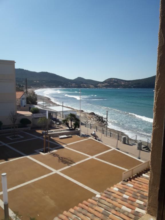 Hotel Chanteplage Saint-Cyr-sur-Mer Exterior photo